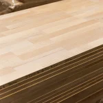 Close-up of beech panels with handwritten dimensions 2500x650x20 mm on the side.