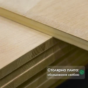 Close-up of 18mm Ceiba-veneered blockboard edges showing the inner wood core structure.