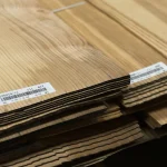 Струганий шпон ясена кольорового, 0,6 мм, сучки, 2,10–3,80 м
