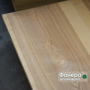 Шпонована фанера ясен кольоровий 19 мм з красивою текстурою дерева.