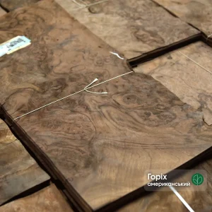 American walnut burl veneer sheets 0.6 mm in bundles for furniture manufacturing