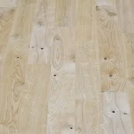 Oak wall panels, parquet knots, 19 mm, 1033x2800 — close view of a single panel