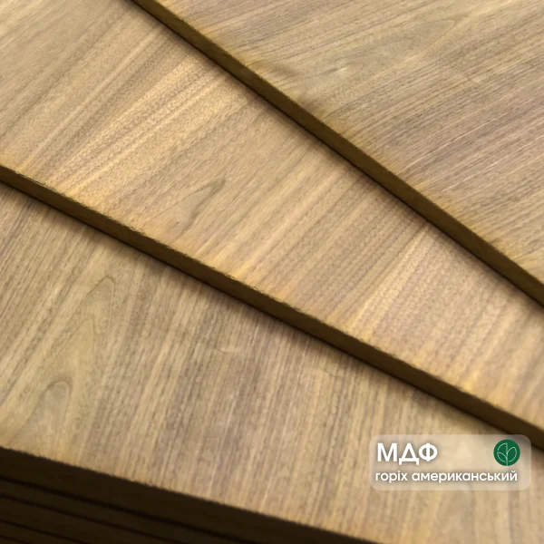 Шпонована плита МДФ горіх американський 19 мм I/II на складі WoodWay Expert
