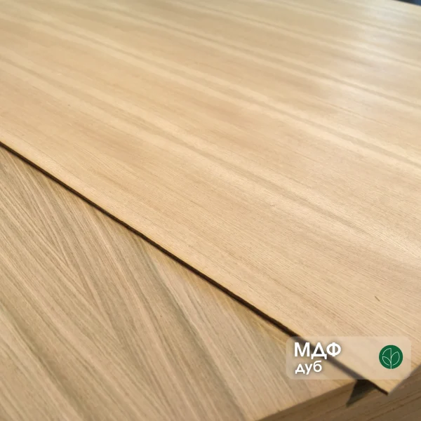 Veneered MDF board with Sawn Oak Veneer 6 mm, front side