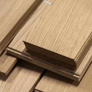 General view of sawn red oak veneer lamellas 4.5 mm