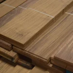 Warehouse pallet with bundles of sawn American Walnut veneer 4.5 mm.