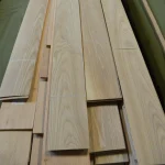 Storage of sawn ash veneer in the company warehouse.