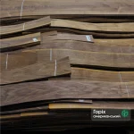A pack of natural sliced American walnut veneer, 0.6 mm thick, grade 1.