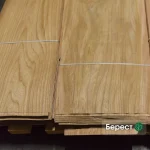 Пачки натурального струганого шпону береста товщиною 0.6 мм на складі WoodWay Expert.