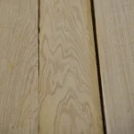 Oak veneer 1.5 mm, 2.1–3.8 m, grade 2: sheet edge