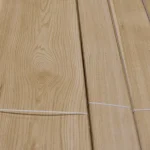 Wood grain texture of sawn oak veneer grade I.