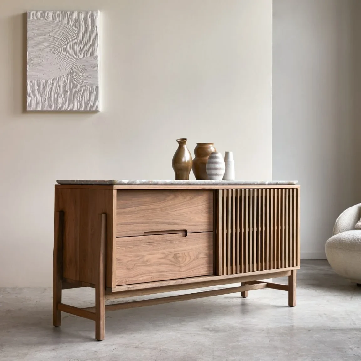 Furniture facades — Sawn European Walnut Veneer