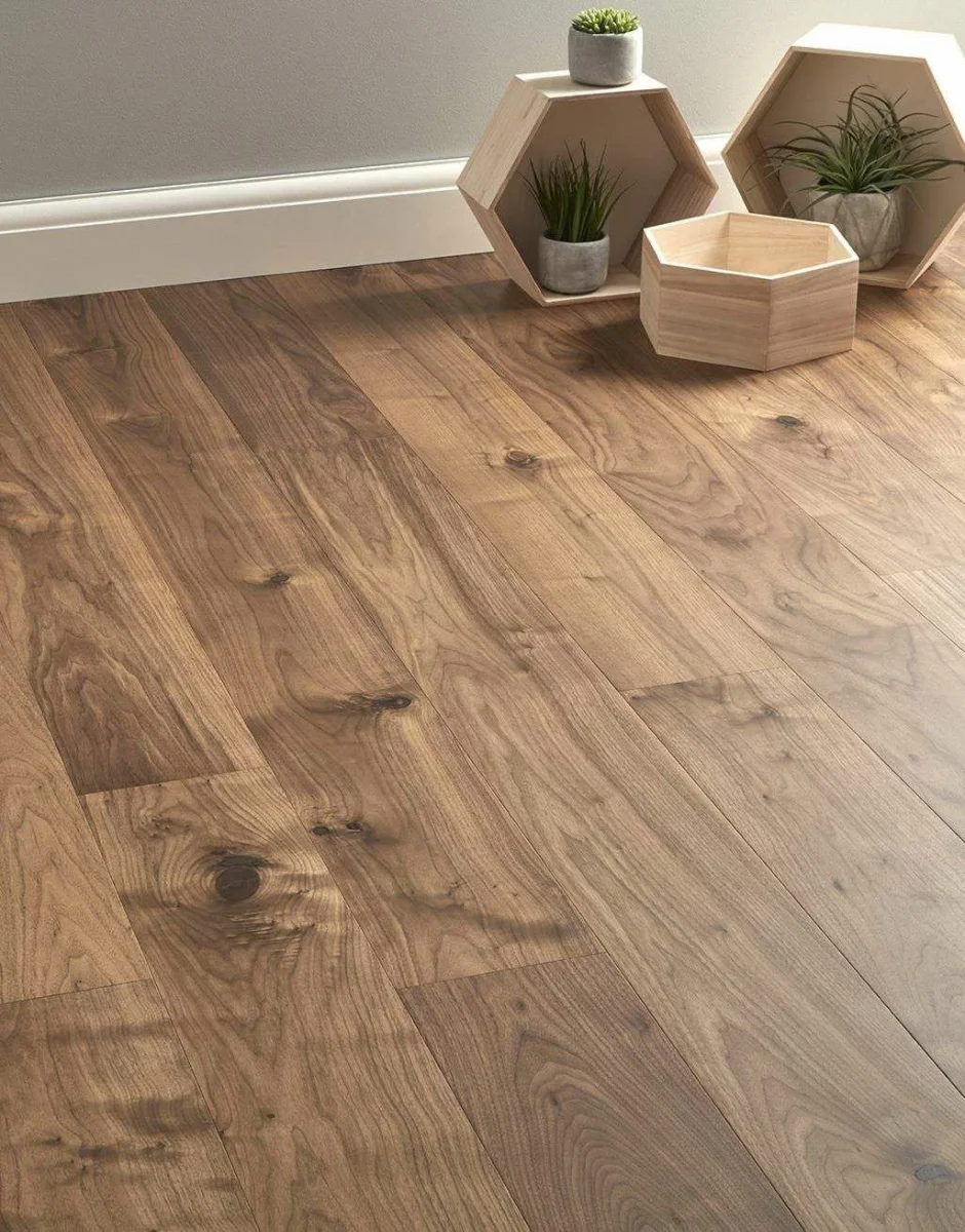 Parquet board — Sawn European Walnut Veneer