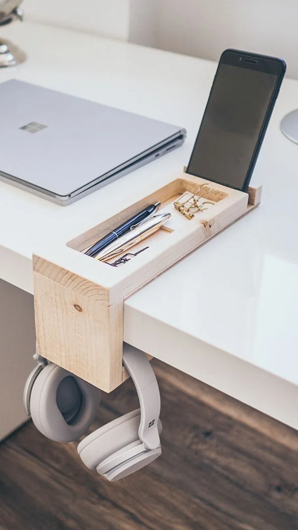Interior decor — Sawn Pine Veneer