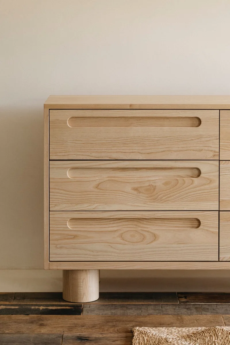 Furniture facades — Sawn Ash Veneer